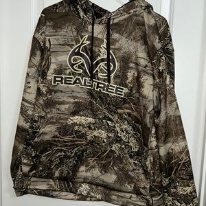 Real tree camo sweatshirt